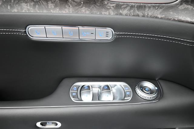 2025 Genesis G90