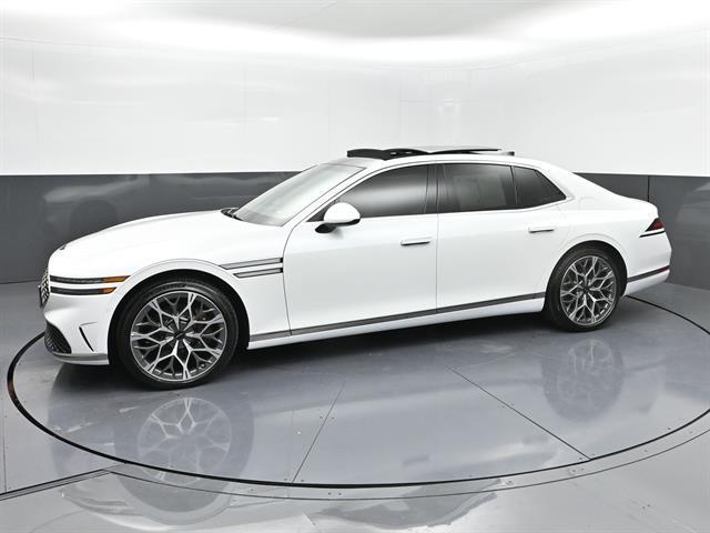 2025 Genesis G90