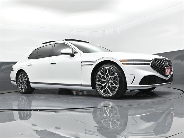 2025 Genesis G90