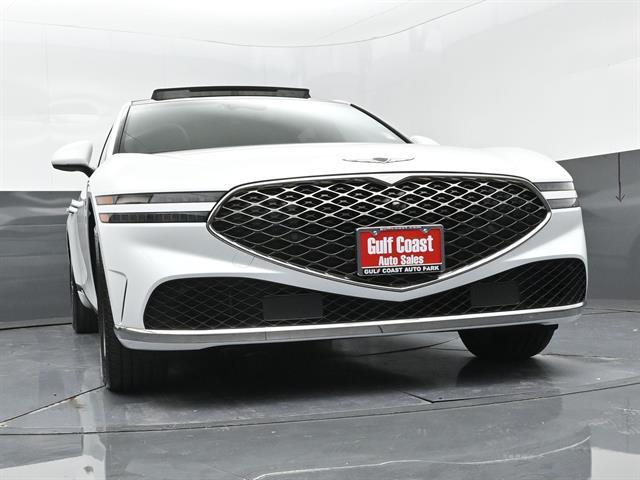2025 Genesis G90