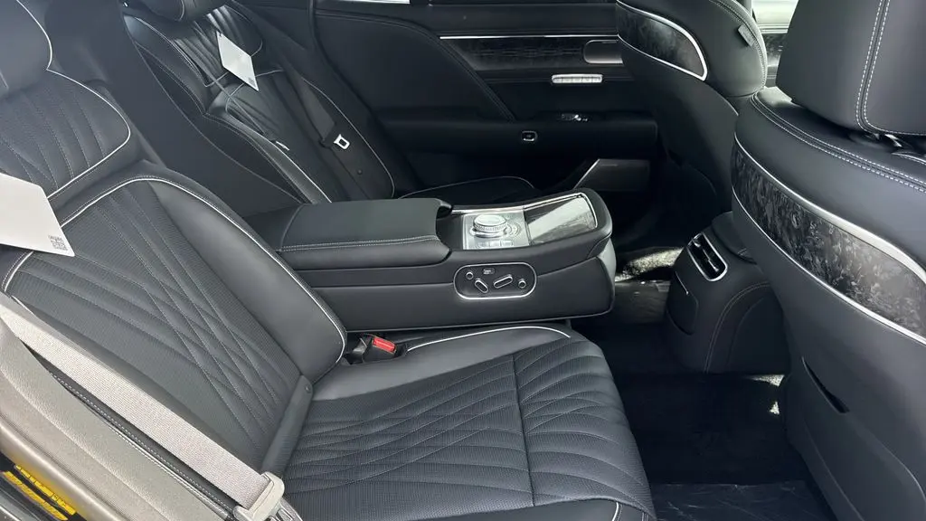 2026 Genesis G90 3.5T e-Supercharger