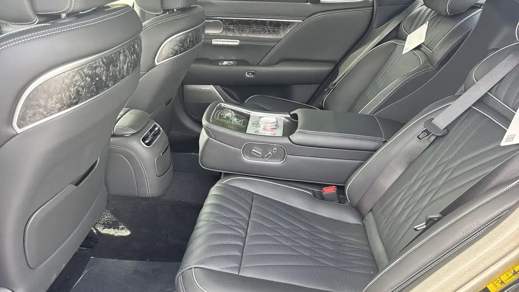 2026 Genesis G90 3.5T e-Supercharger