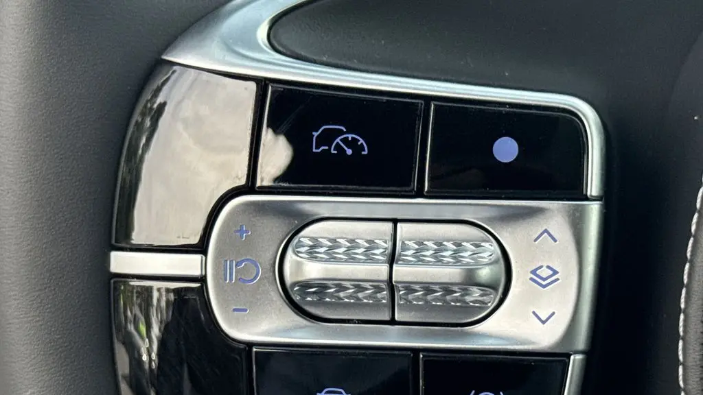 2026 Genesis G90 3.5T e-Supercharger