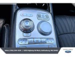 2023 G90 Thumbnail 22