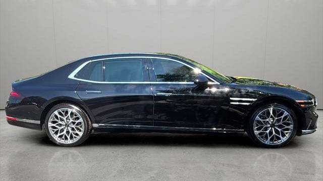 2024 Genesis G90 3.5T e-Supercharger