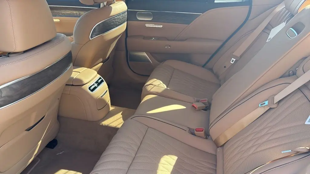 2026 Genesis G90 3.5T e-Supercharger