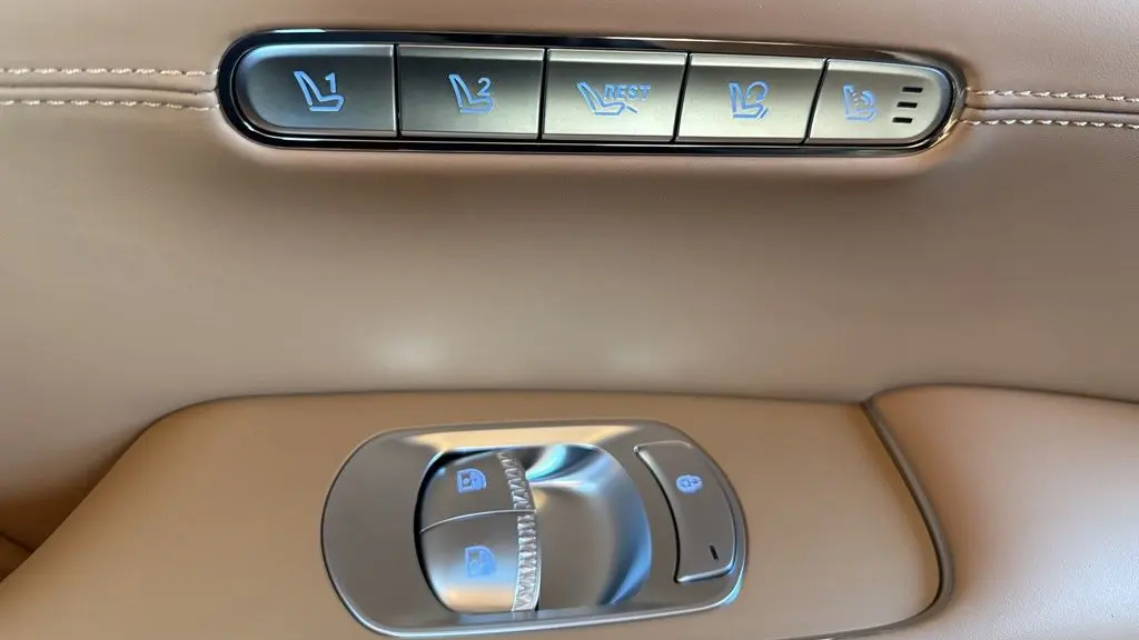 2026 Genesis G90 3.5T e-Supercharger