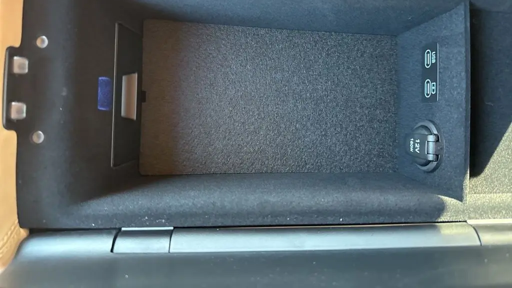 2026 Genesis G90 3.5T e-Supercharger