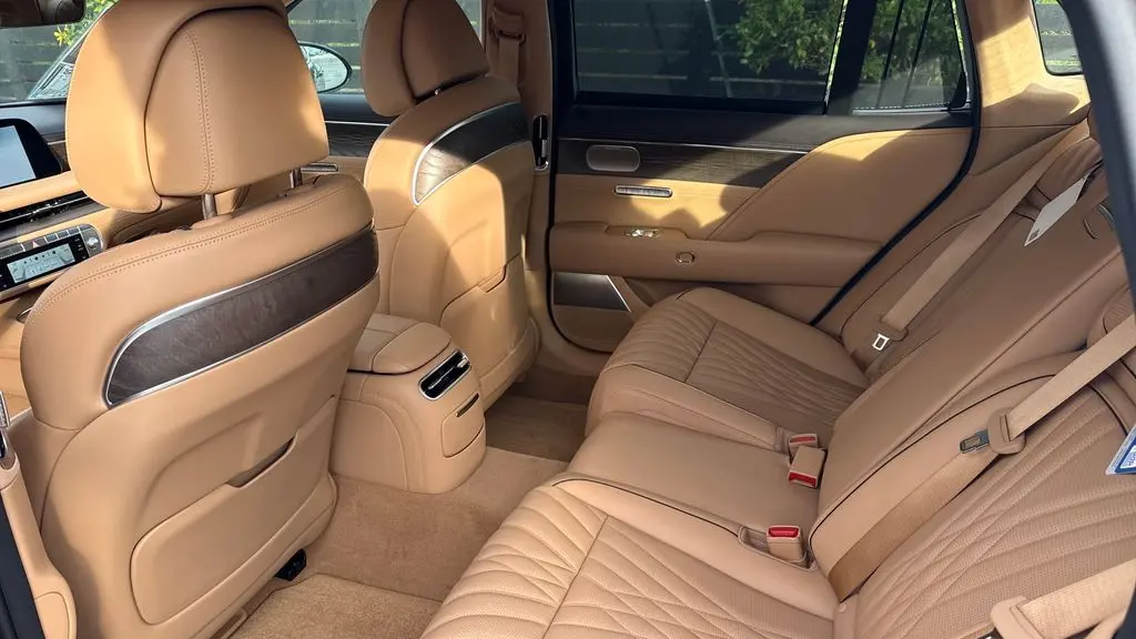 2026 Genesis G90 3.5T e-Supercharger