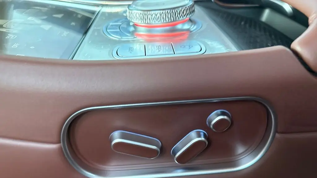 2026 Genesis G90 3.5T e-Supercharger