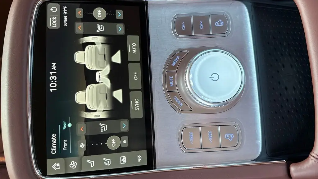 2026 Genesis G90 3.5T e-Supercharger