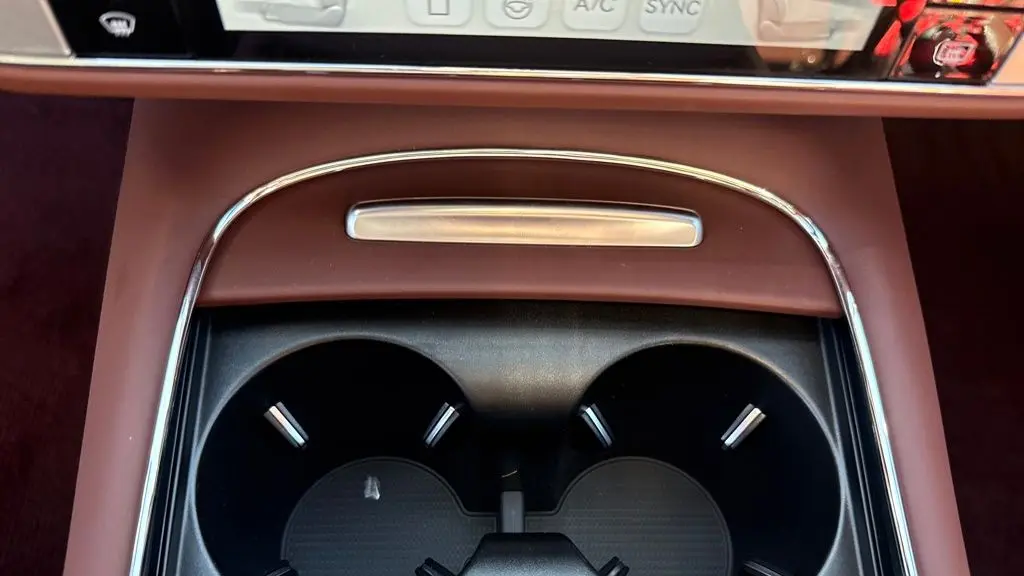 2026 Genesis G90 3.5T e-Supercharger