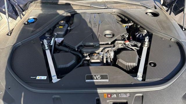 2026 Genesis G90 3.5T e-Supercharger