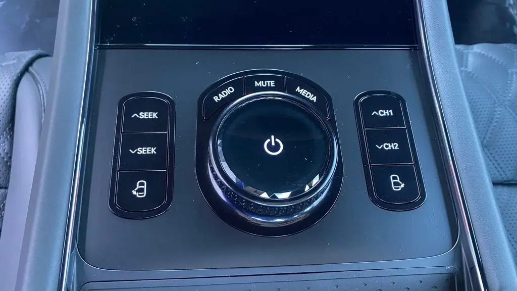 2026 Genesis G90 3.5T e-Supercharger Black