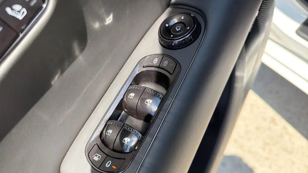2026 Genesis G90 3.5T e-Supercharger Black