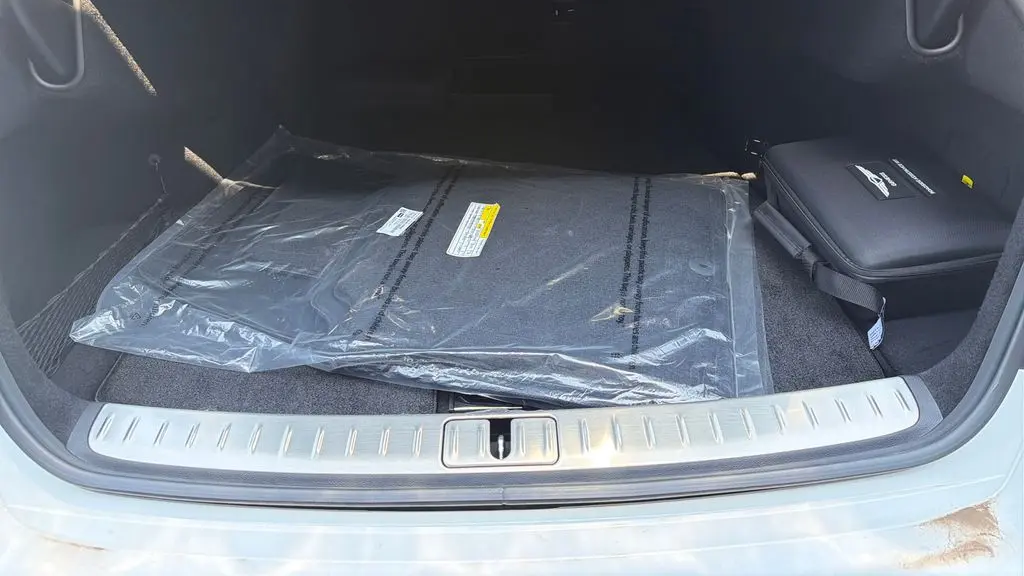 2026 Genesis G90 3.5T e-Supercharger Black