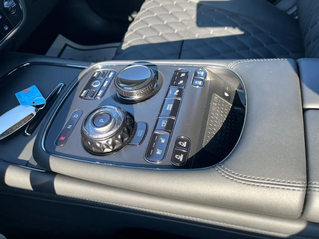 2026 Genesis G90 - $86,500
