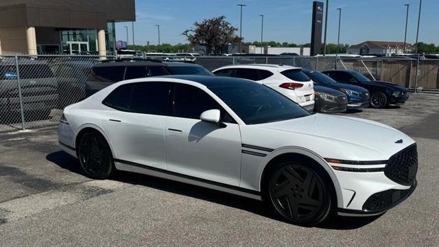 Preowned 2026 Genesis G90 3.5T e-Supercharger Black for Sale