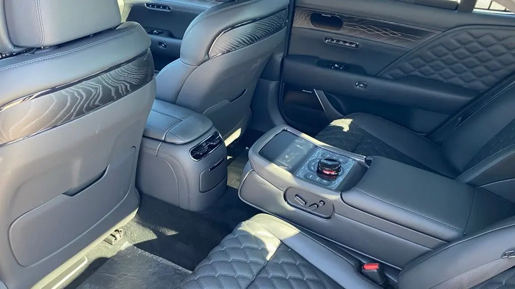 2026 Genesis G90 3.5T e-Supercharger Black