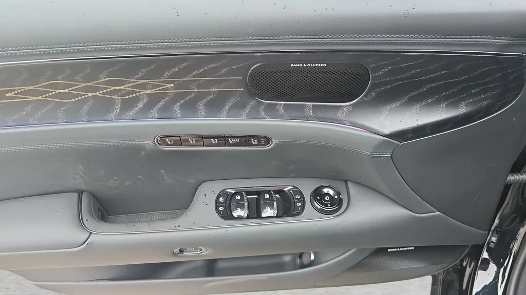 2026 Genesis G90 3.5T e-Supercharger Black
