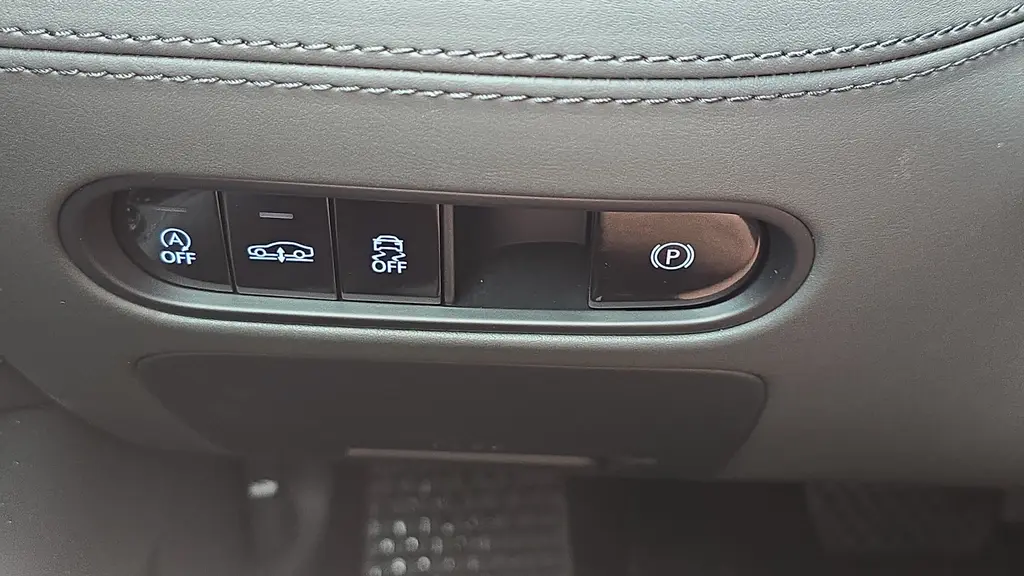 2026 Genesis G90 3.5T e-Supercharger Black