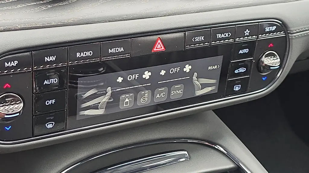 2026 Genesis G90 3.5T e-Supercharger Black
