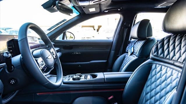 2026 Genesis G90 3.5T e-Supercharger Black