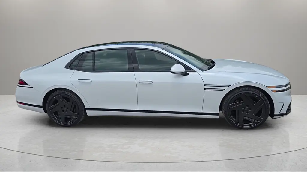 2026 Genesis G90 3.5T e-Supercharger Black