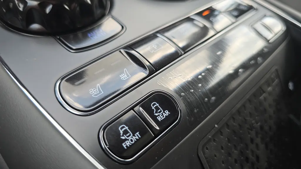 2026 Genesis G90 3.5T e-Supercharger Black