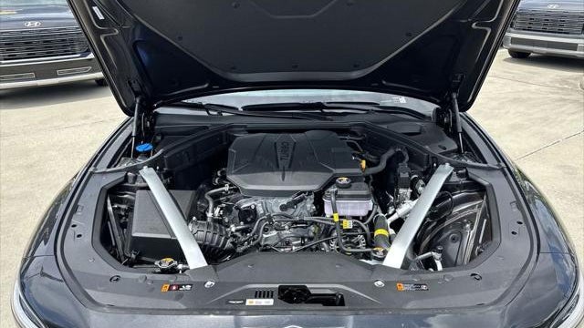 2026 Genesis G70 2.5T Standard