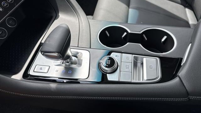 2026 Genesis G70 2.5T Standard