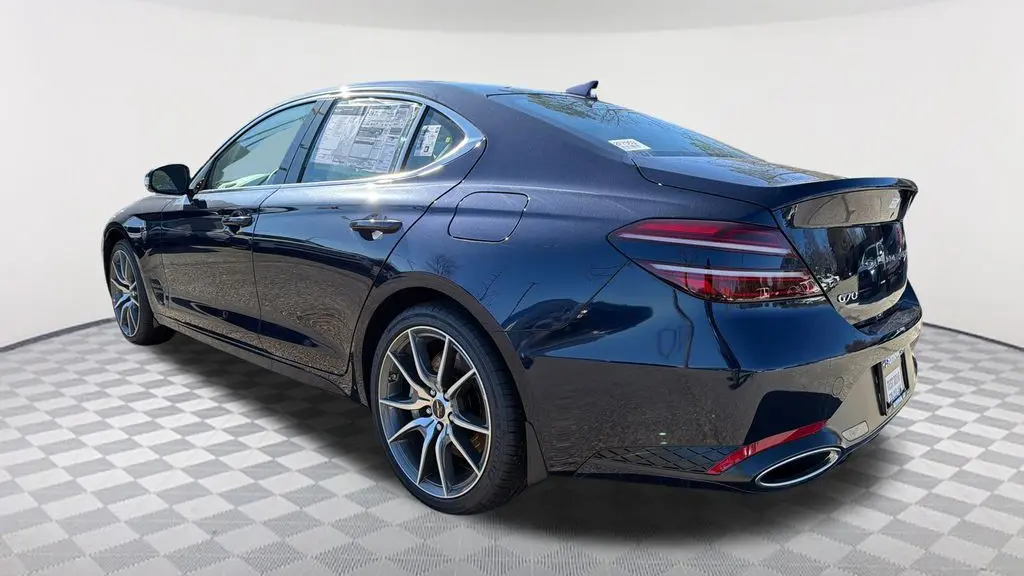 2026 Genesis G70 2.5T Standard