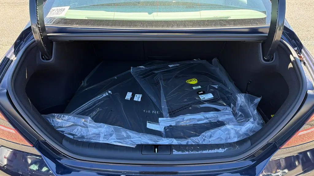2026 Genesis G70 2.5T Standard