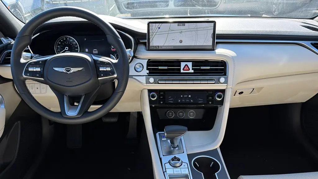 2026 Genesis G70 2.5T Standard