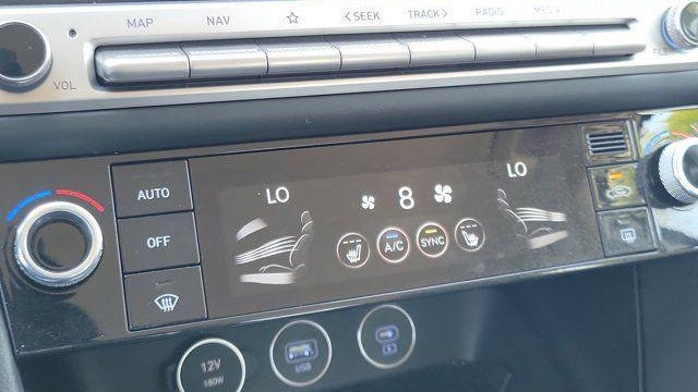 2026 Genesis G70 2.5T Standard