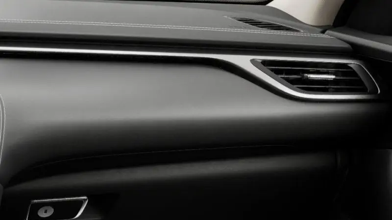 2026 Genesis G70 2.5T Standard