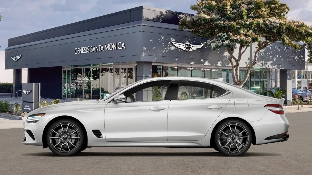 2026 Genesis G70 2.5T Standard