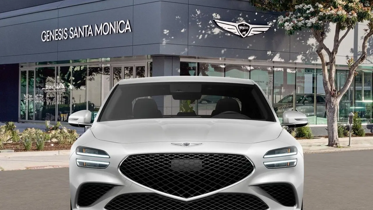 2026 Genesis G70 2.5T Standard