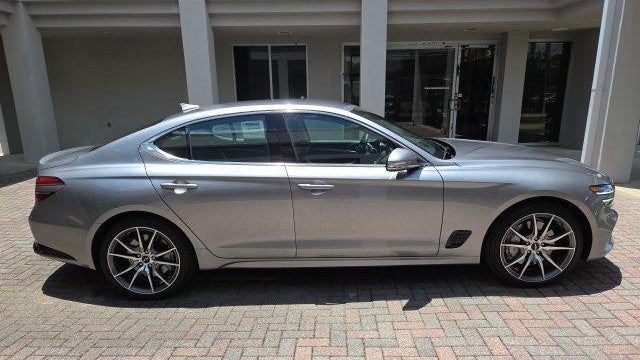 2026 Genesis G70 2.5T Standard