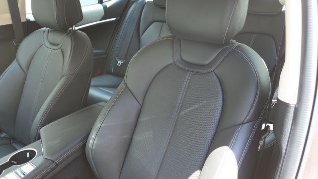 2026 Genesis G70 2.5T Standard