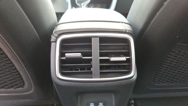 2026 Genesis G70 2.5T Standard