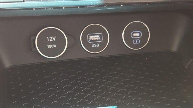 2026 Genesis G70 2.5T Standard