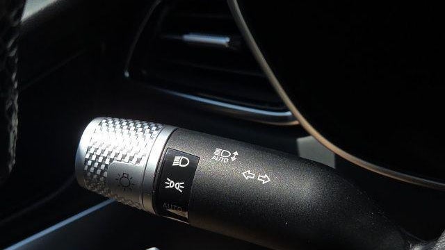 2026 Genesis G70 2.5T Standard