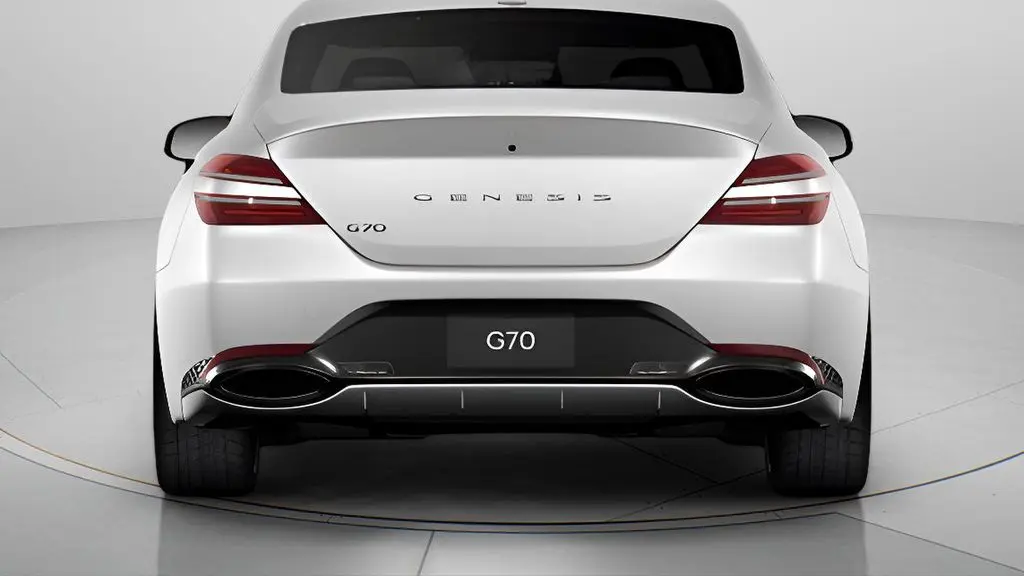 2026 Genesis G70 2.5T Standard