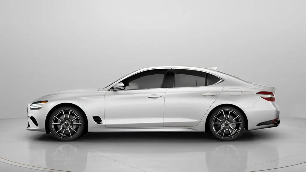 2026 Genesis G70 2.5T Standard