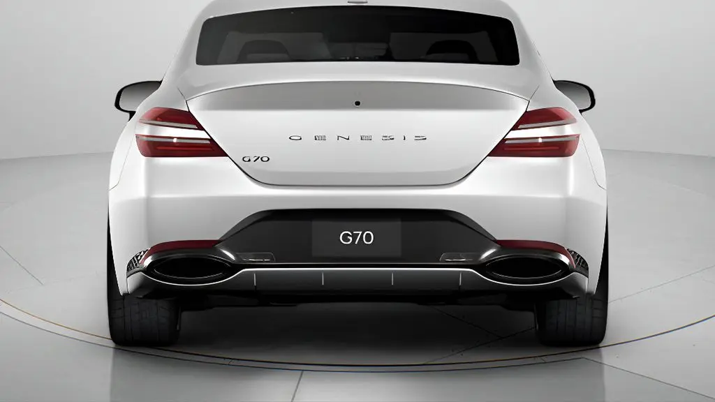 2026 Genesis G70 2.5T Standard