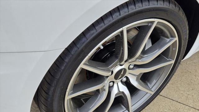 2026 Genesis G70 2.5T Standard