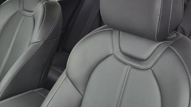 2026 Genesis G70 2.5T Standard