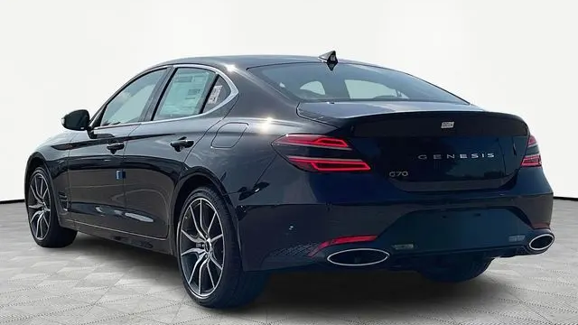 2026 Genesis G70 2.5T Standard