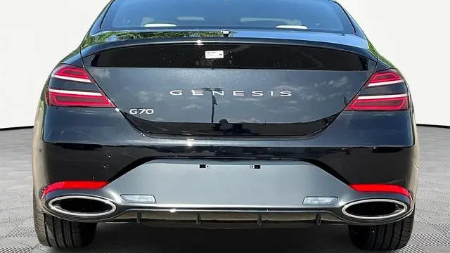 2026 Genesis G70 2.5T Standard
